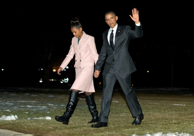 Sasha Obama & Barack Obama Hold Hands