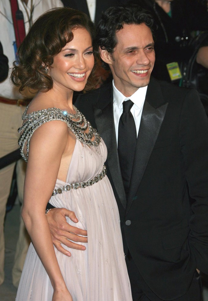Jennifer Lopez & Marc Anthony Totally In Love