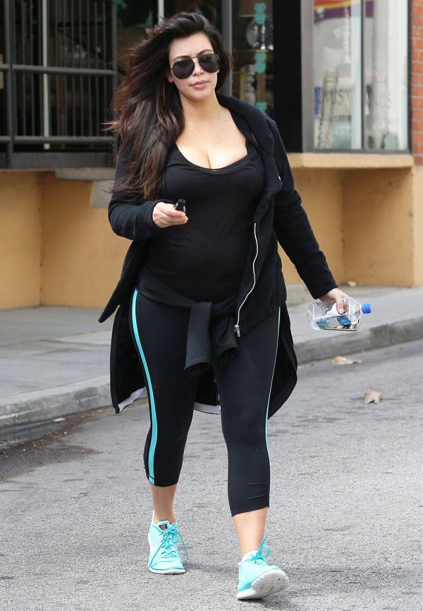 Pregnant Kim Kardashian Leaving The Gym