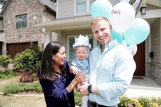 Sean and Catherine Lowe All Smiles With Samuel