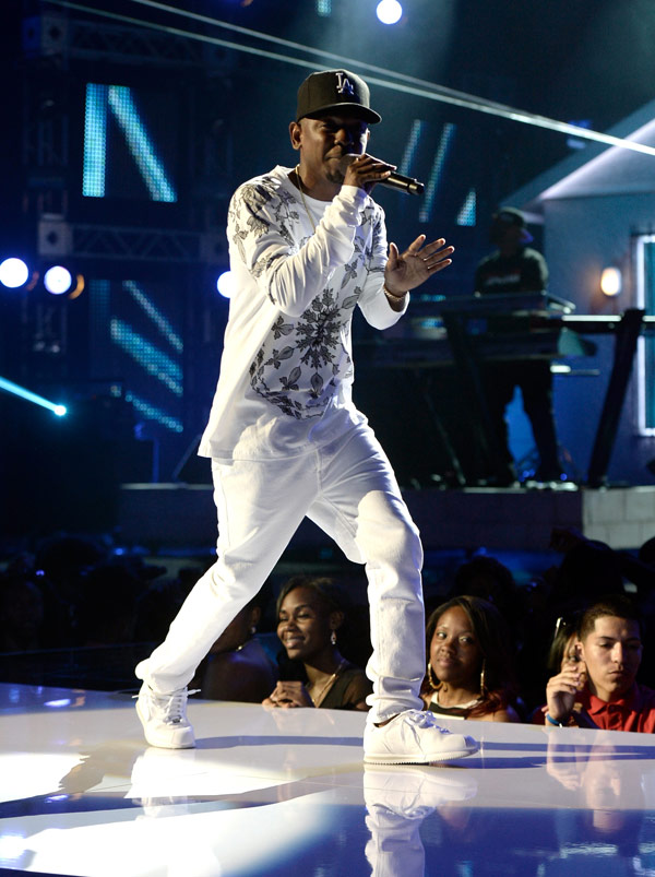Kendrick-Lamar-BET-Awards-2013