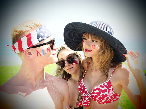 Taylor-Swift-4th-July-Party-14