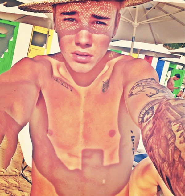 Justin-Bieber-shirtless-aug-4