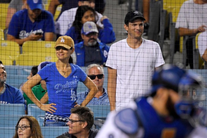 Ashton Kutcher & Mila Kunis Root For The LA Dodgers