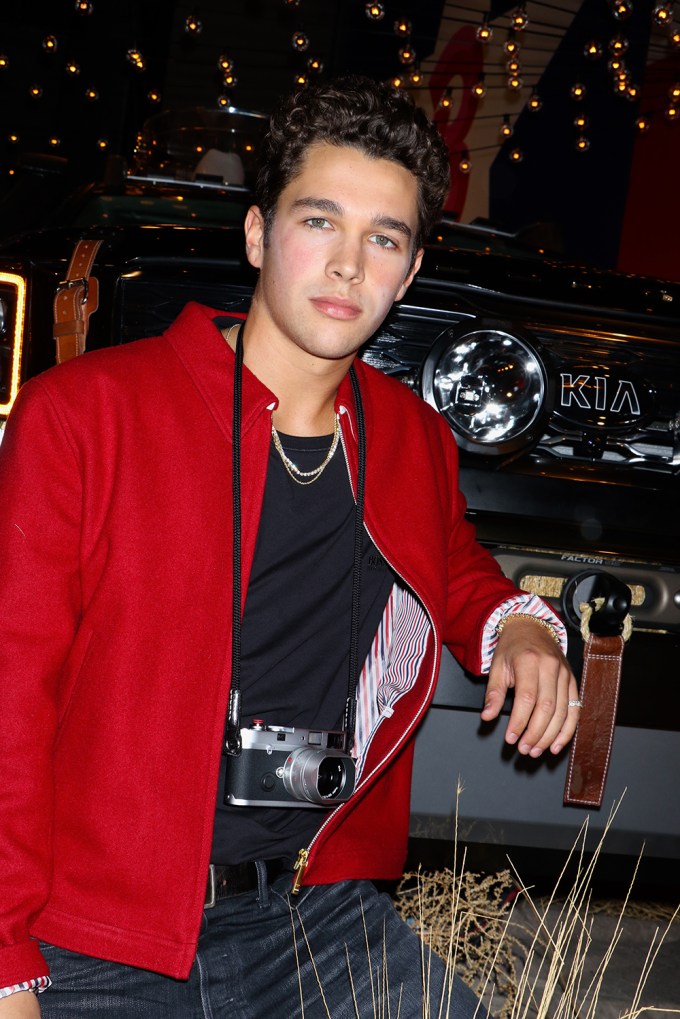 Austin Mahone: Photos of Young Singer