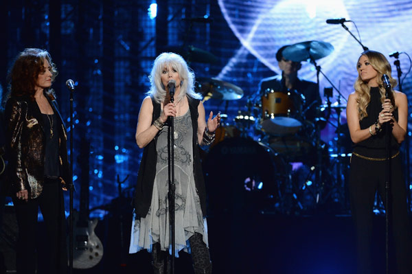 emmylou-harris-rock-and-roll-hall-of-fame-induction-ceremony