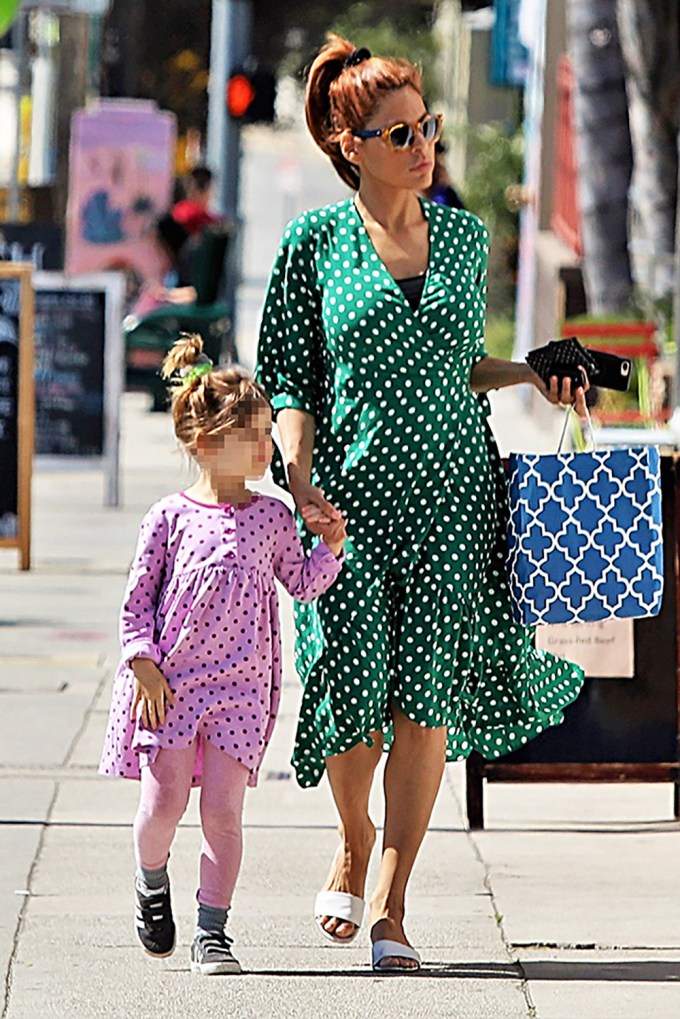 Eva Mendes Twinning With Daughter Esmeralda