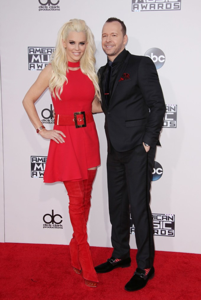 Jenny McCarthy & Donnie Wahlberg At 2015 American Music Awards