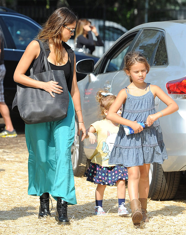 Jessica Alba at a pumpkin patch with her kids