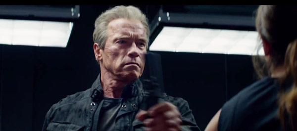 Arnold-Schwarzenegger-in-Terminator–Genisys-2