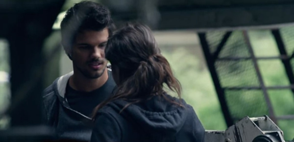 tracers-trailer–8