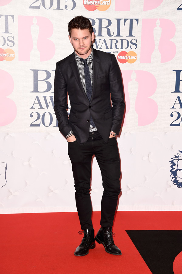 Jeremy-Irvine-brit-awards-2015-brits