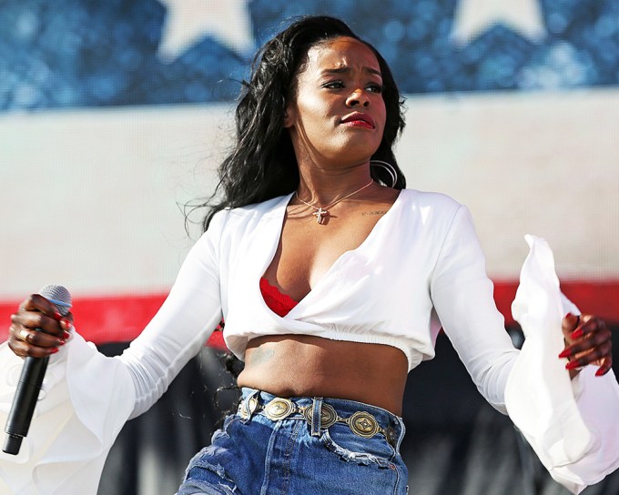 Azealia Banks Sings At Coachella