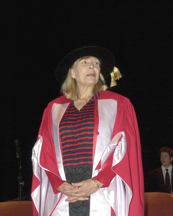 Joni Mitchell receiving an Honorary Degree from McGill University