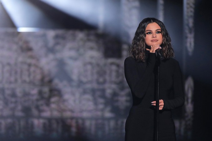 Selena Gomez Performs At The 47th Annual American Music Awards
