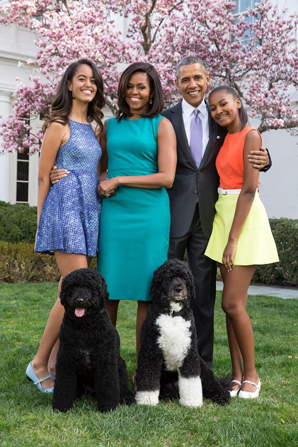 barack-michelle-malia-sasha-obama-first-family-potrait-white-house-ftr-ftr2