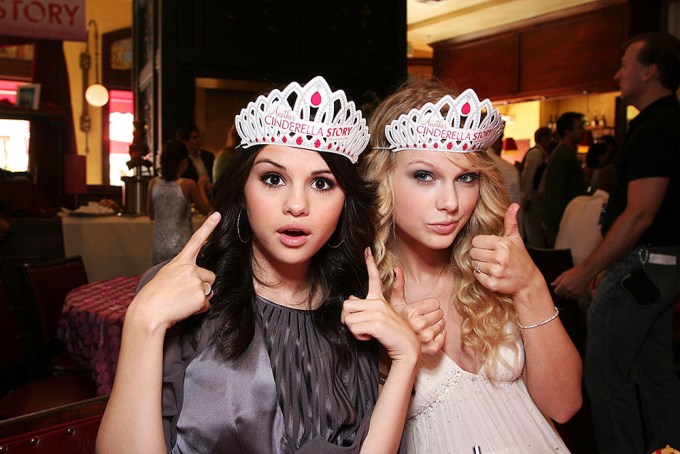 Taylor Swift & Selena Gomez Wear Paper Crowns