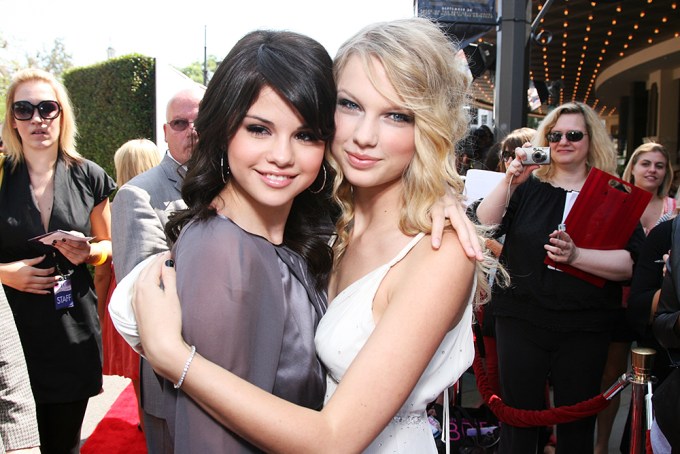 Taylor Swift & Selena Gomez At ‘Another Cinderella Story’ Premiere