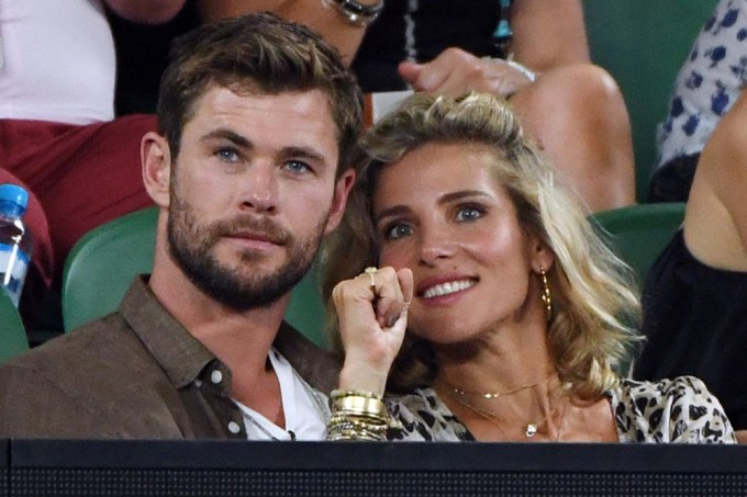 Chris Hemsworth & his wife at the 2018 Australian Open