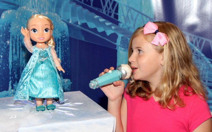 A Sing-a-Long Elsa Makes An Appearance At The Expo