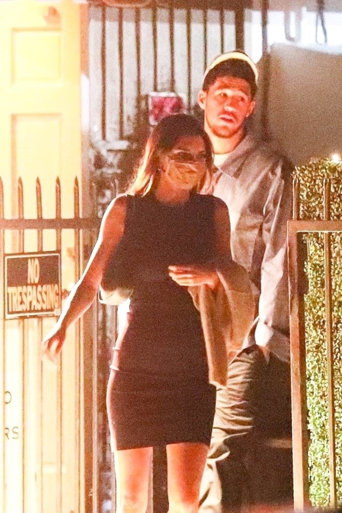 Kendall Jenner & Devin Booker Out To Dinner