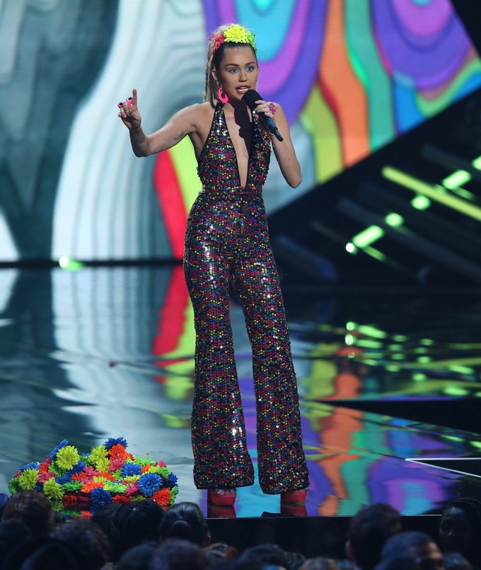 Miley Cyrus Jumps In 2015 MTV Video Music Awards