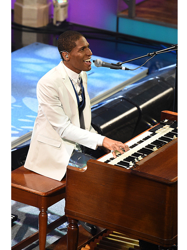 jonathan-batiste-5-things-know-about-stephen-colberts-new-bandleader