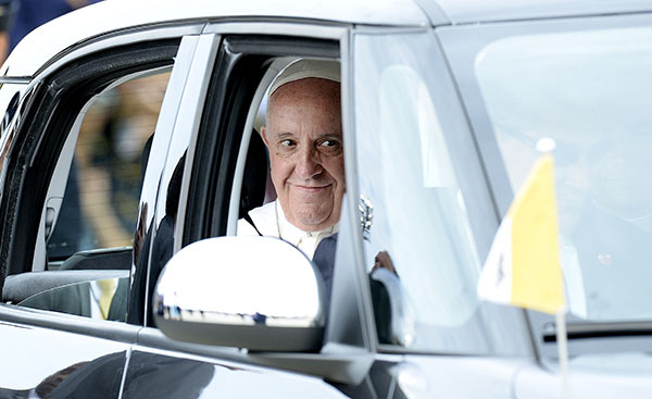 pope-francis-visit-usa-popemobile-gty-7