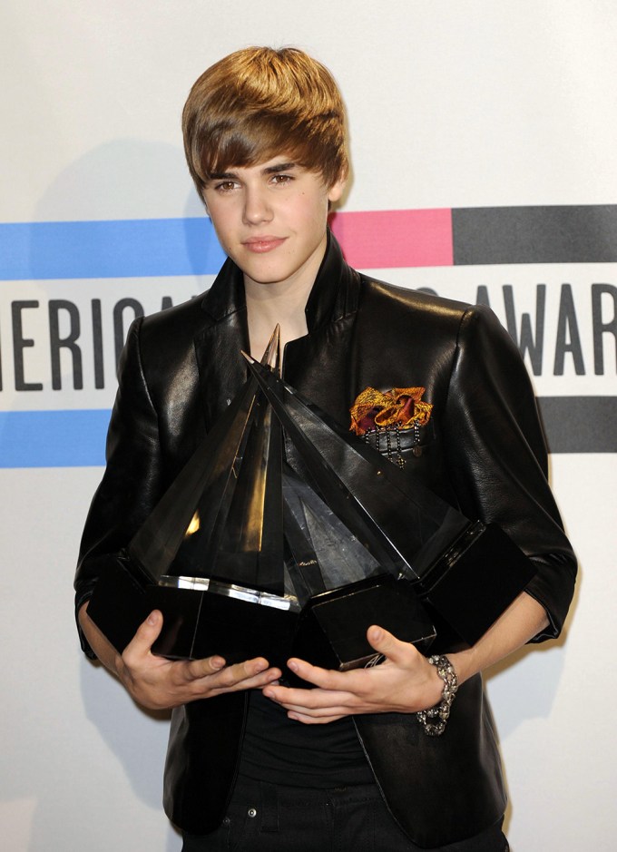 Justin Bieber At The 2010 American Music Awards