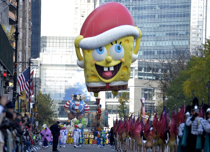 The Spongebob Squarepants balloon makes it’s day through Manhattan.