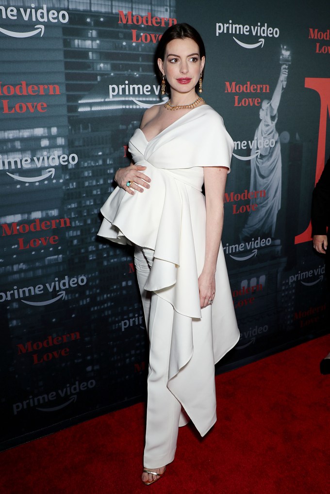 Anne Hathaway At A ‘Modern Love’ Event