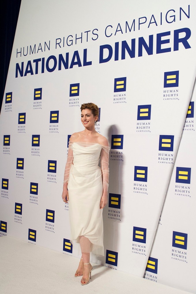 Anne Hathaway At The Human Rights Campaign Dinner