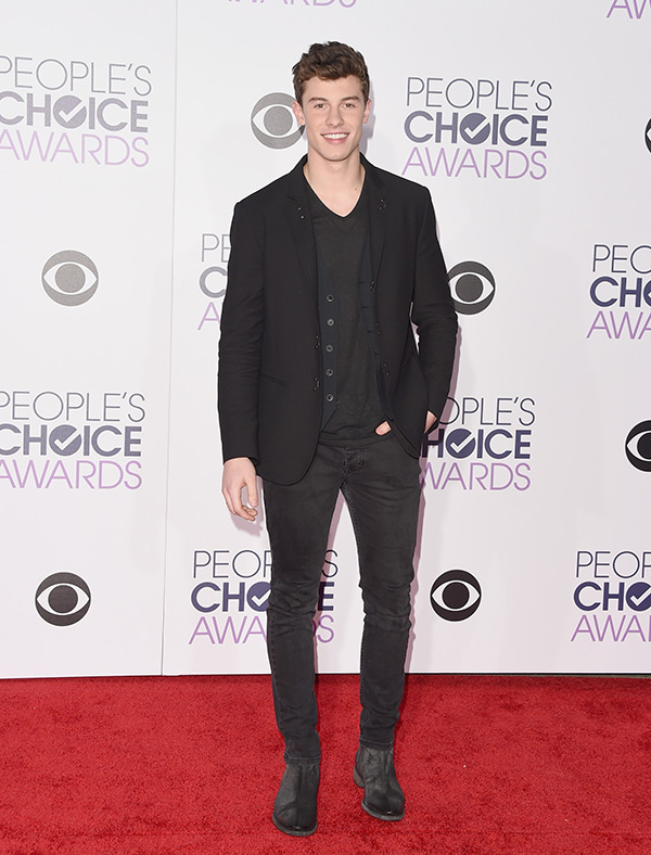 shawn-mendes-peoples-choice-awards-2016