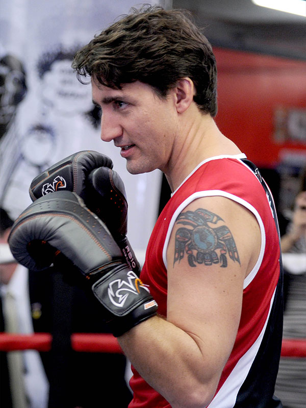 Justin-Trudeau shows off his tattoo
