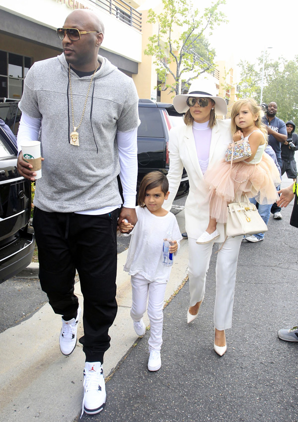 Khloe Kardashian & Lamar Odom attend church