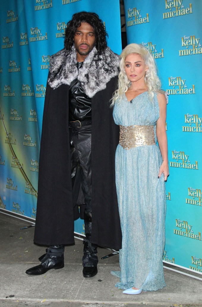 Kelly & Michael Dress Up For Their Annual Halloween Episode