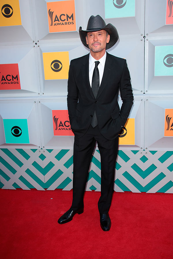 red-carpet-acm-awards-2016-academy-of-country-music-tim-mcgraw