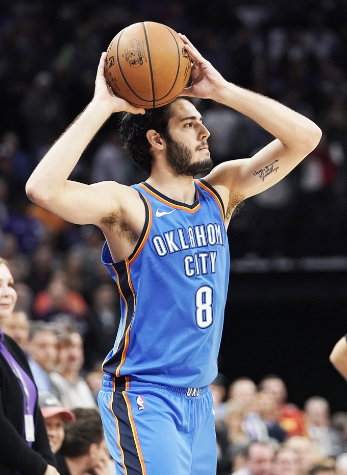 Alex Abrines of Oklahoma City Thunder on Offense Against the Kings