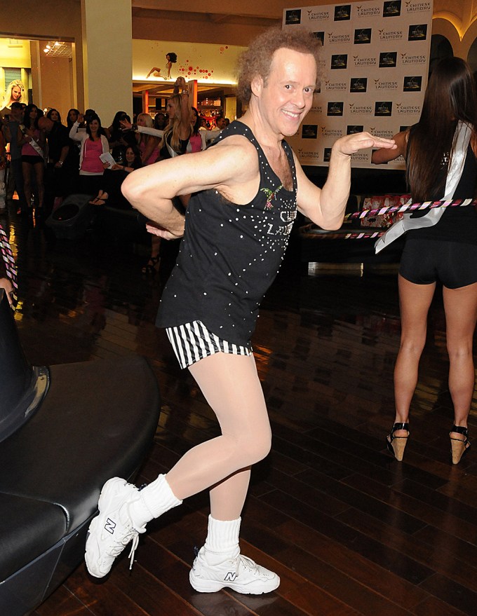 Richard Simmons at the Chinese Laundry Hula Hoop Contest