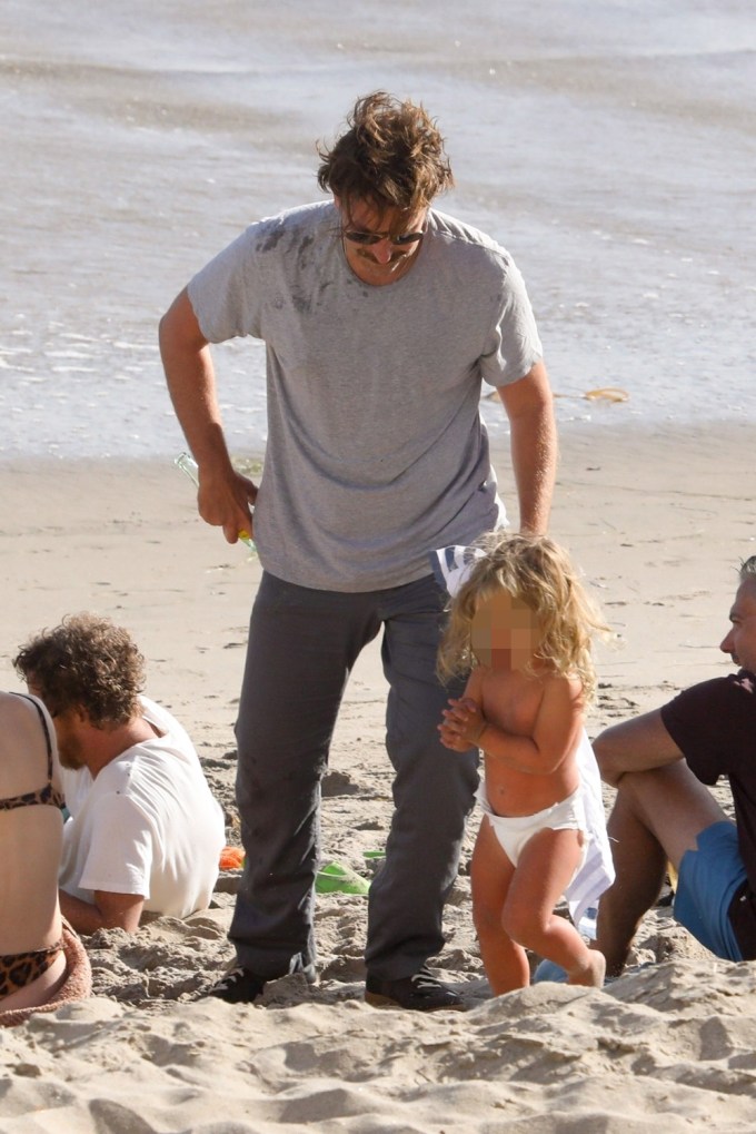 Bradley Cooper Enjoys A Beach Day With Lea