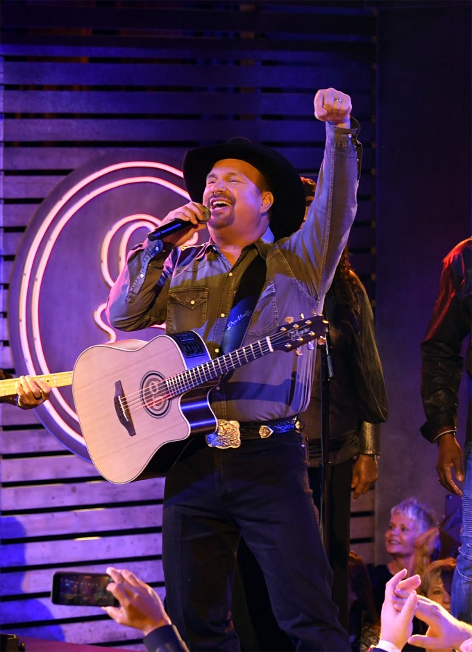 Garth Brooks Performing At The CMA Awards