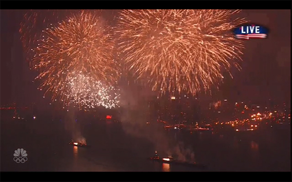macys-july-fourth-celebration-fireworks-12-ftr