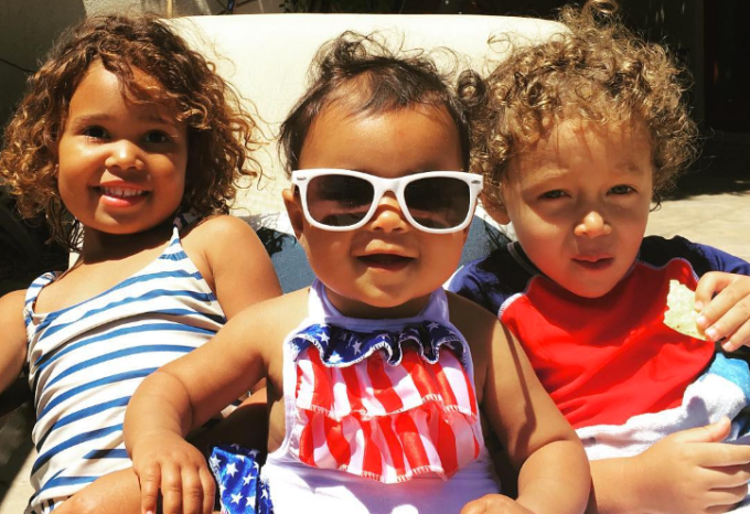 Tamera Mowry celebrates the 4th of July with her family