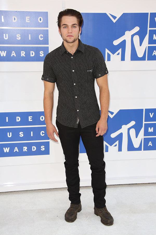 dyland-spaberry-vmas-2016