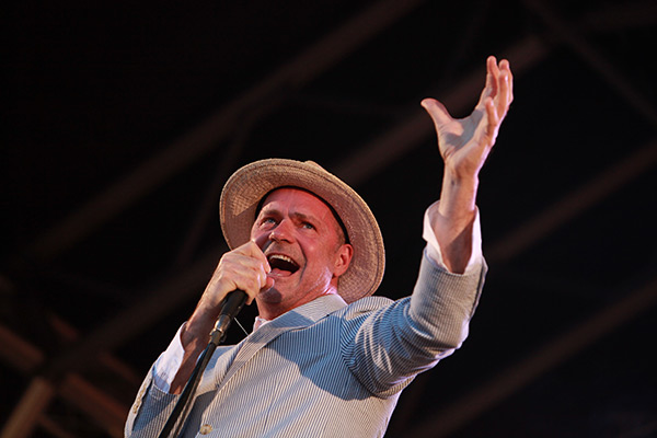 Gord-Downie-loses-battle-with-cancer-ftr