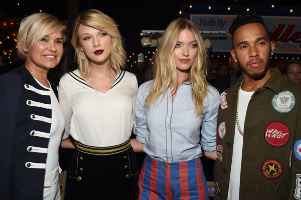 taylor-swift-and-friends