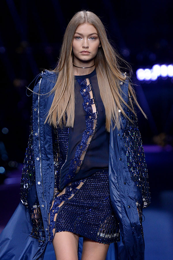 Gigi-Hadid-Versace-ss17