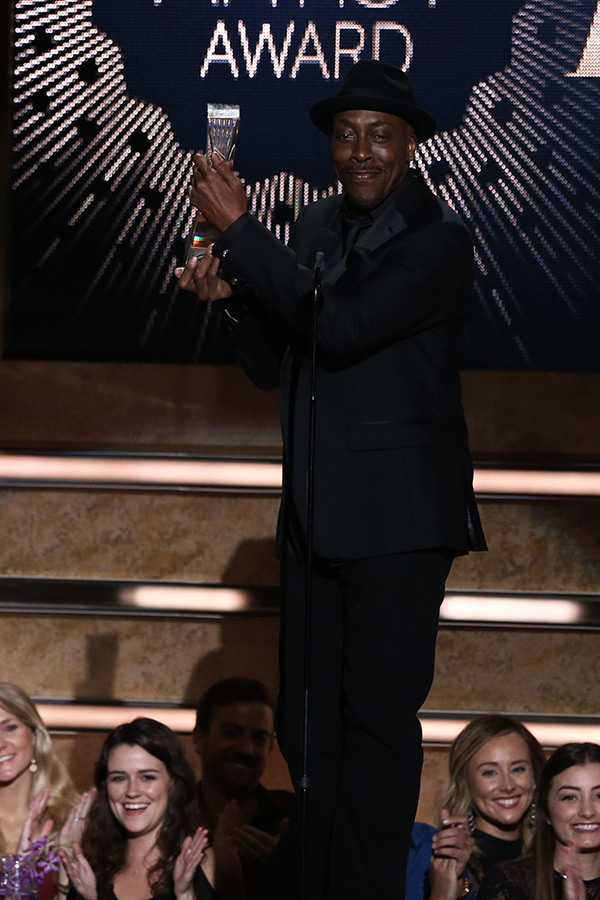 arsenio-hall-cmt-awards-2016-show-moments