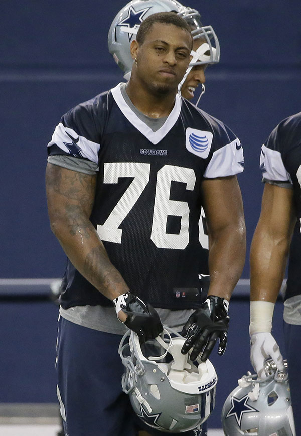 greg-hardy-to-leave-nfl-to-become-mma-fight-ftr