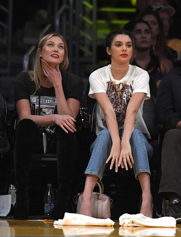 PIC] Kendall Jenner Clarkson's Lakers Game: Cheers Him On Courtside – Life